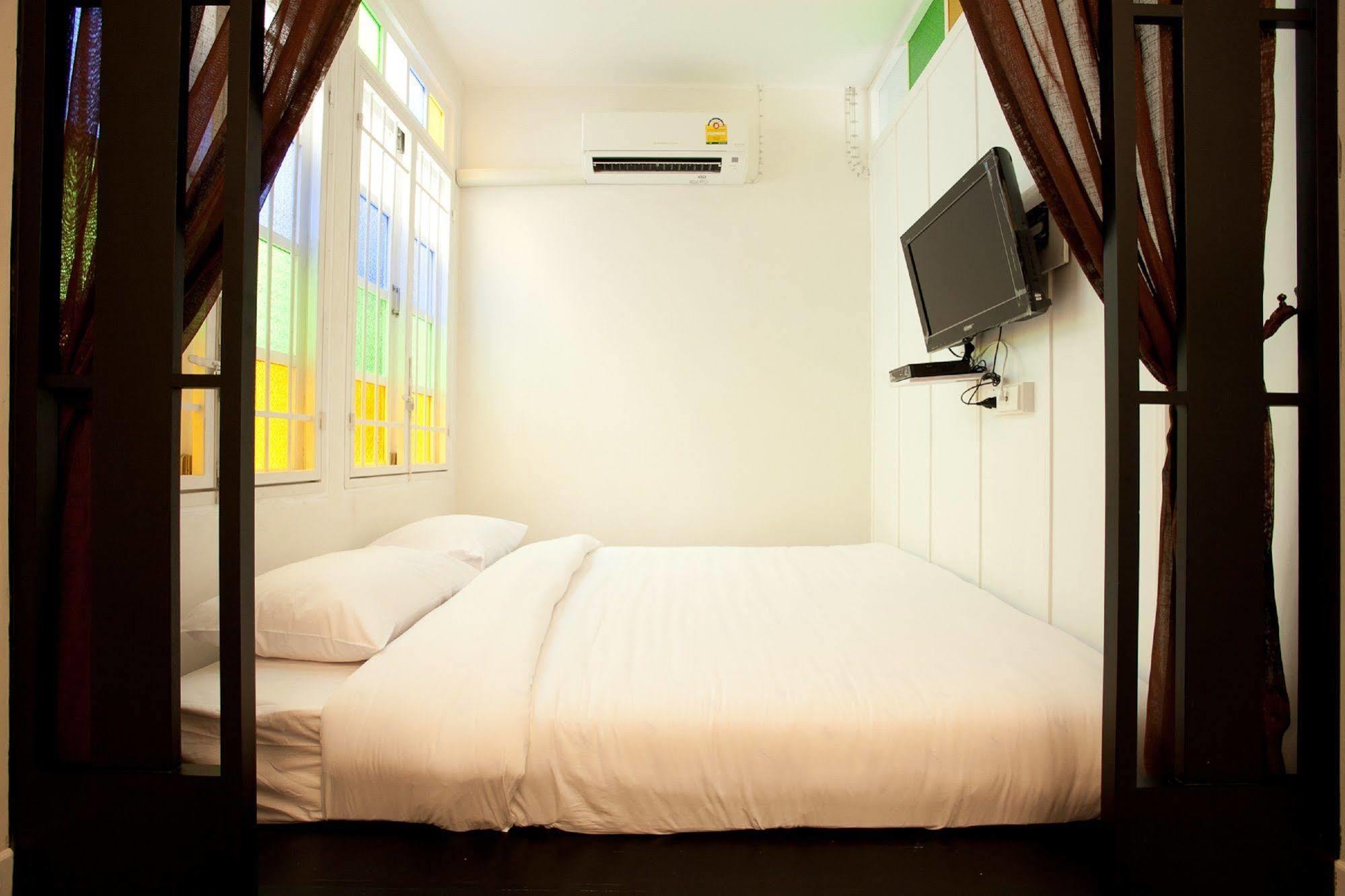 99 Oldtown Boutique Guesthouse Sha Extra Plus Phuket Εξωτερικό φωτογραφία