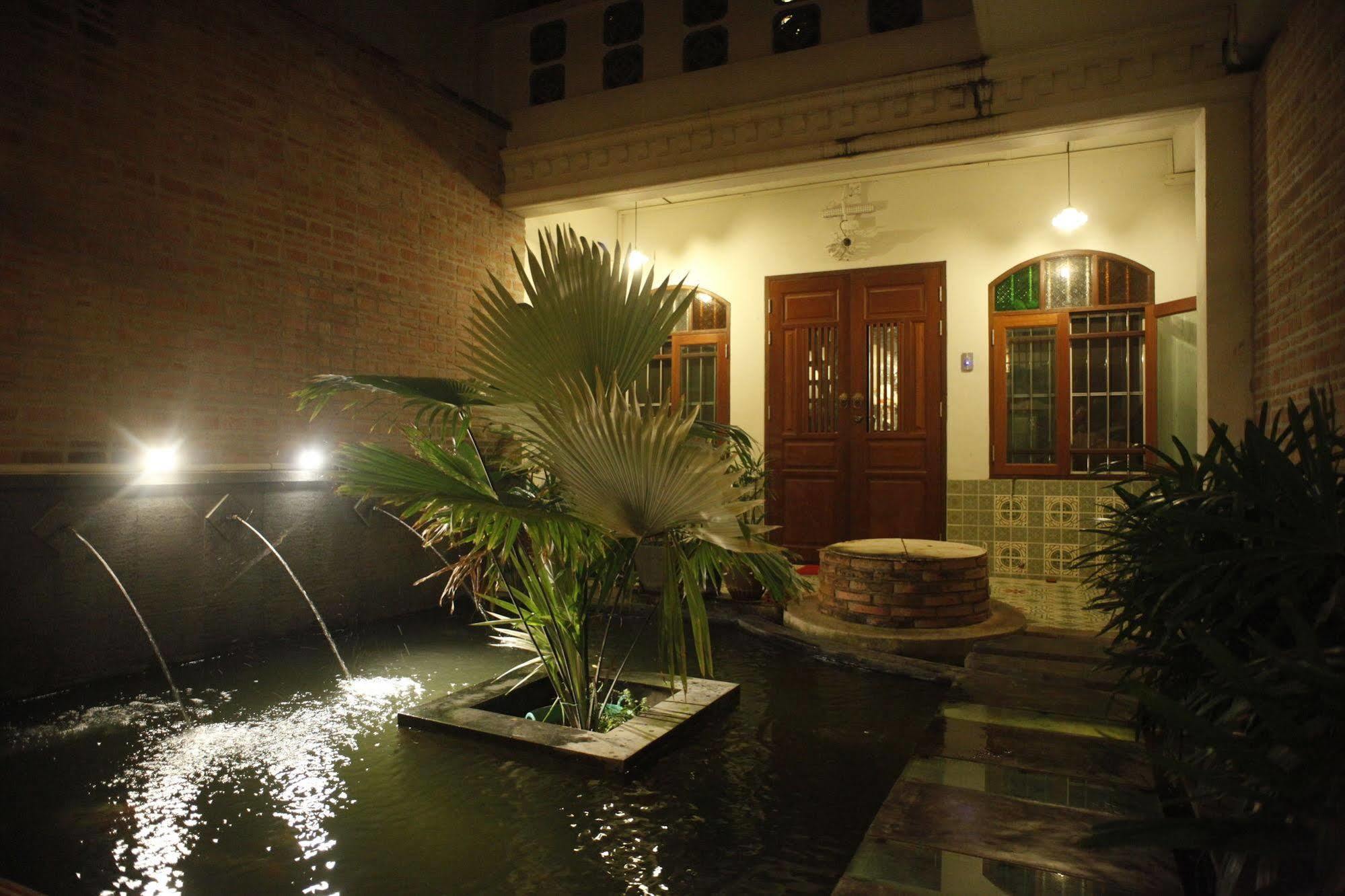 99 Oldtown Boutique Guesthouse Sha Extra Plus Phuket Εξωτερικό φωτογραφία