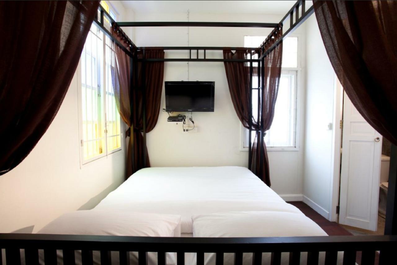 99 Oldtown Boutique Guesthouse Sha Extra Plus Phuket Εξωτερικό φωτογραφία