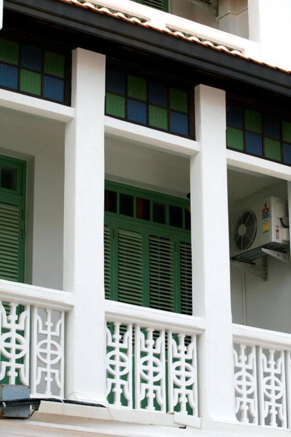 99 Oldtown Boutique Guesthouse Sha Extra Plus Phuket Δωμάτιο φωτογραφία